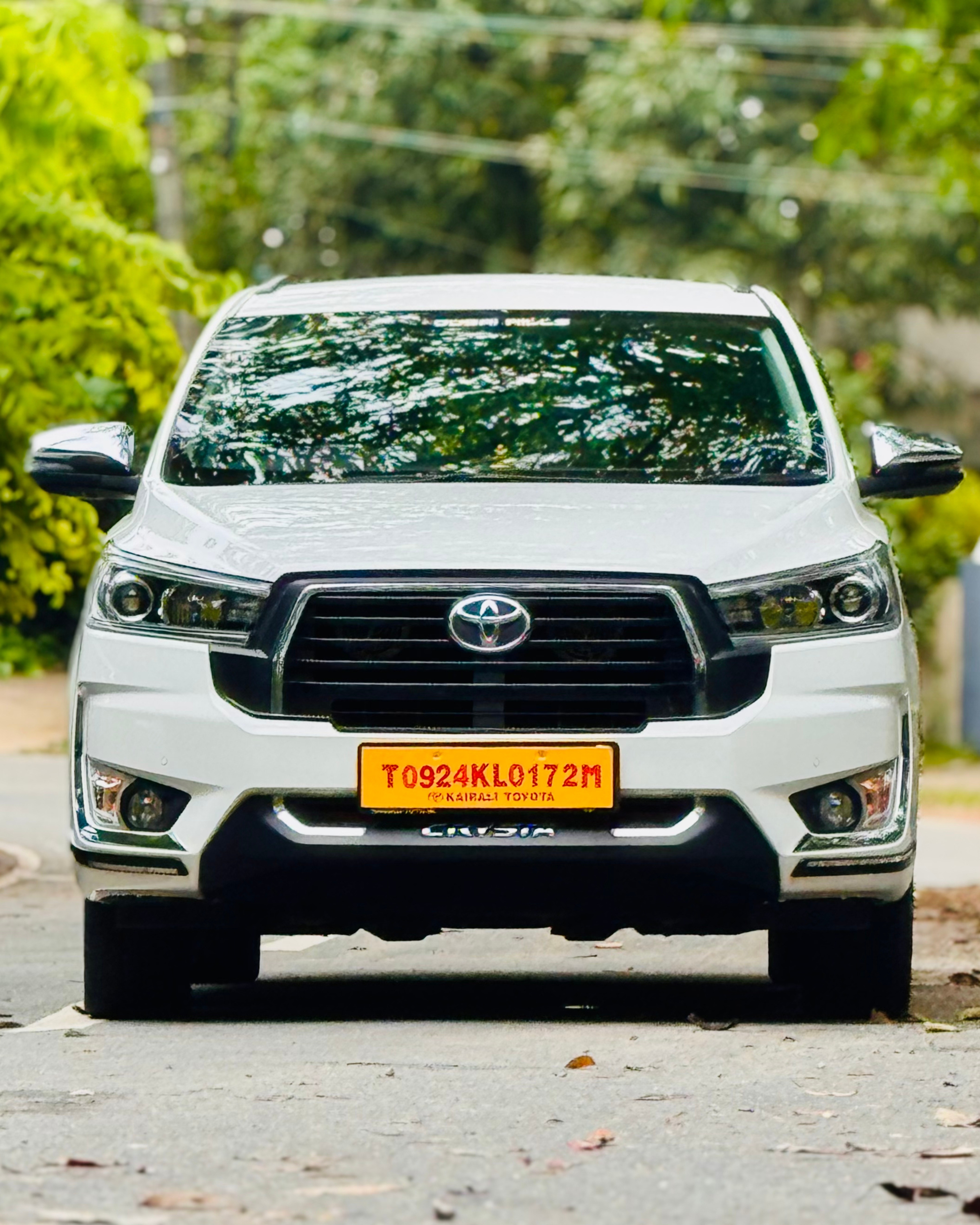 Crista — premium 7-seater